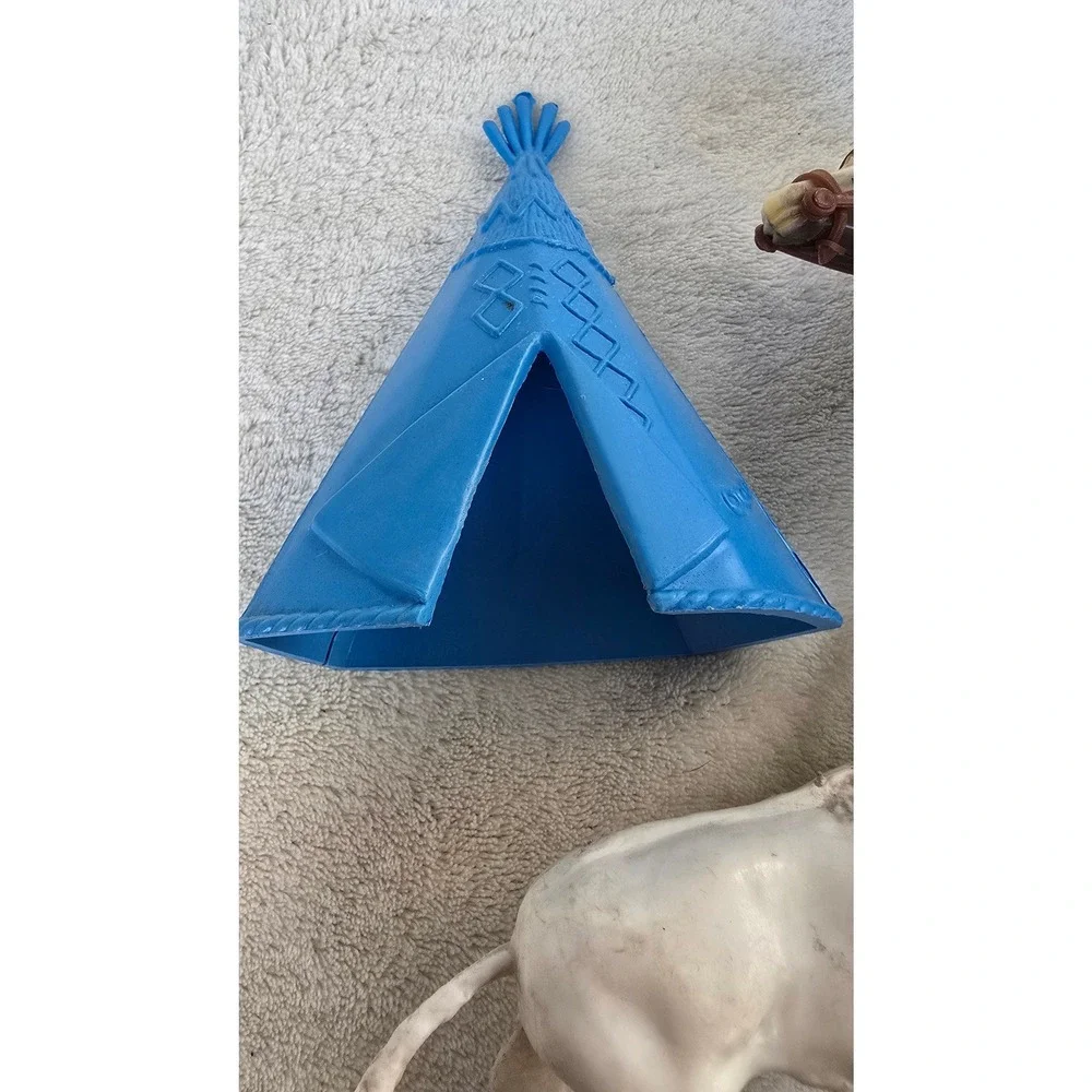 Vintage Western Toy Set Native American Chief Horse White Buffalo Teepee Figures